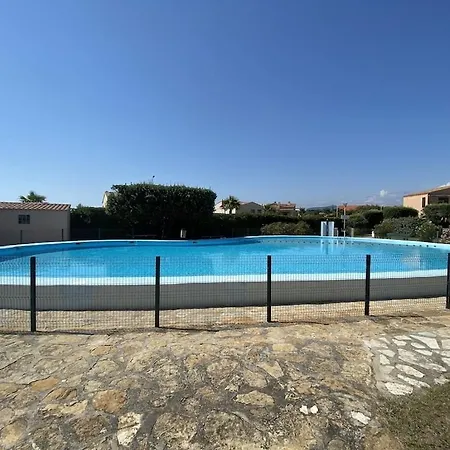 Le Rayolet Отель *